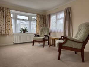 Lounge- click for photo gallery